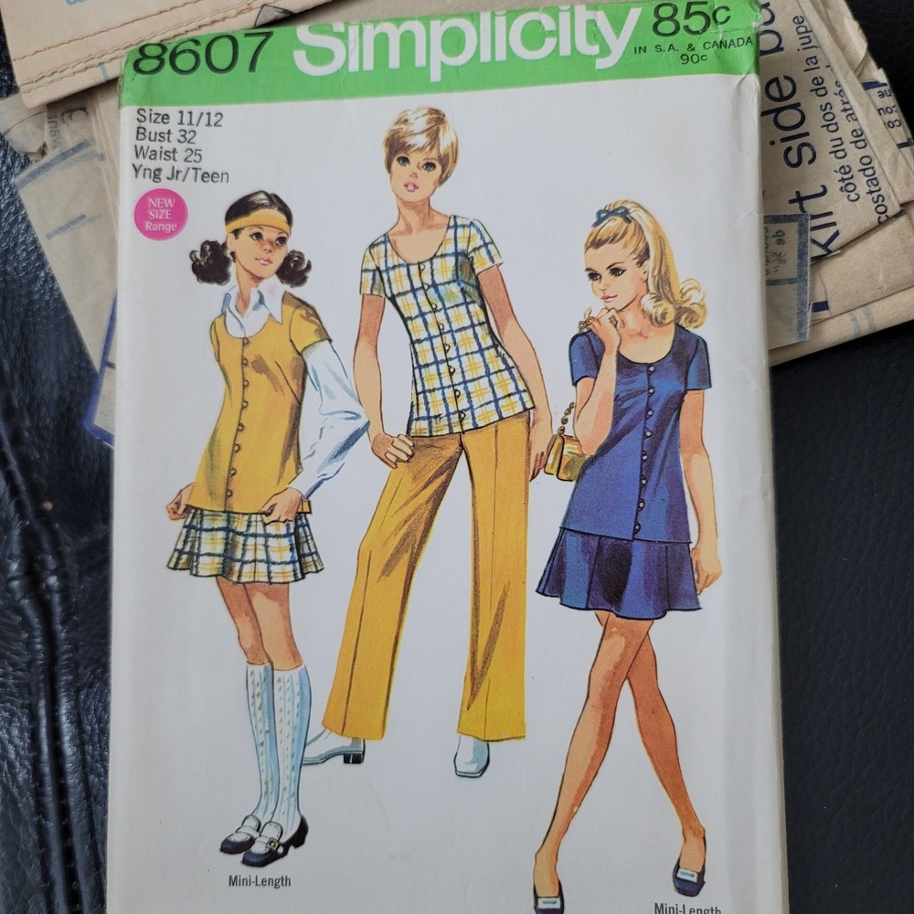 Vintage Simplicity 8607 Sewing Pattern Tunic Skirt Pants Size 11/12 Bust 32
